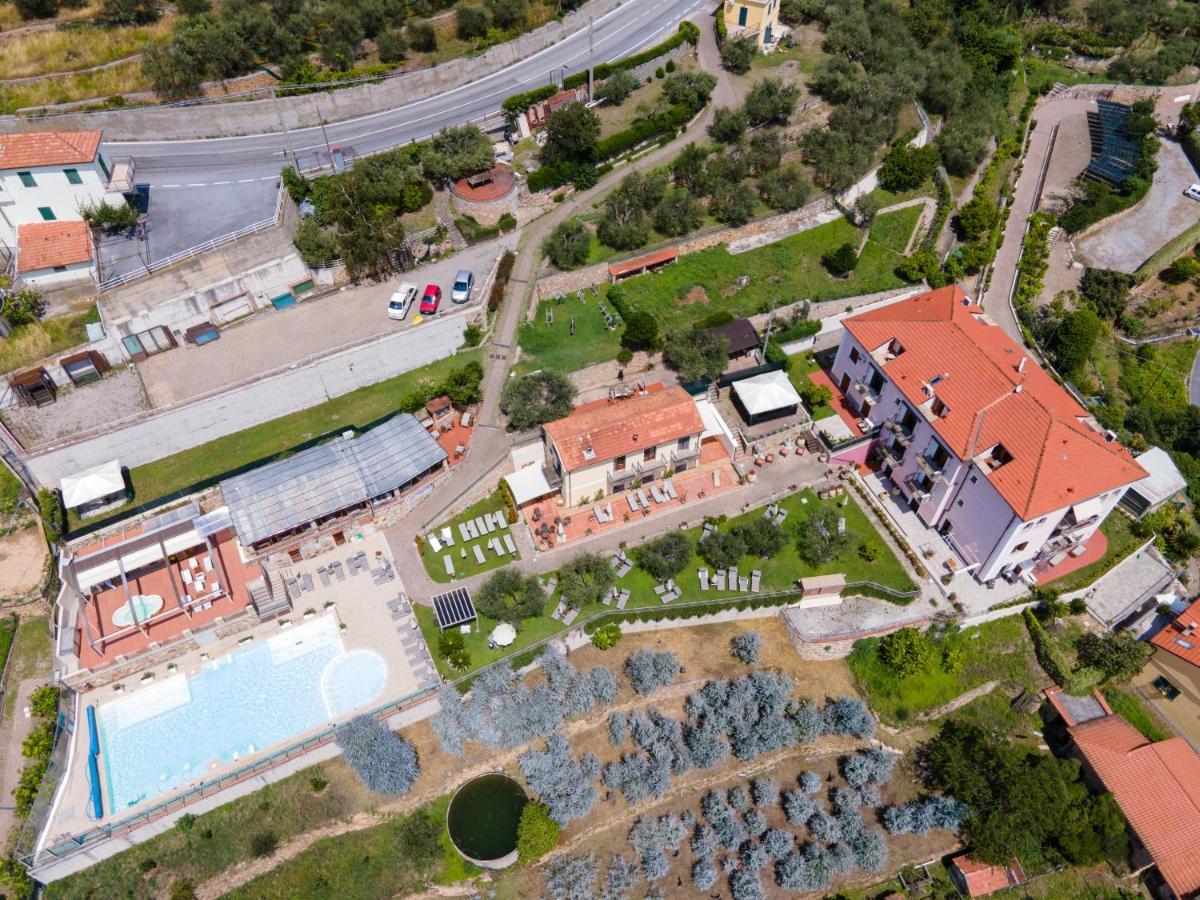 Residence Villa Il Casale - Appartamenti Wellness E Piscina Riscaldata Tovo San Giacomo Dış mekan fotoğraf