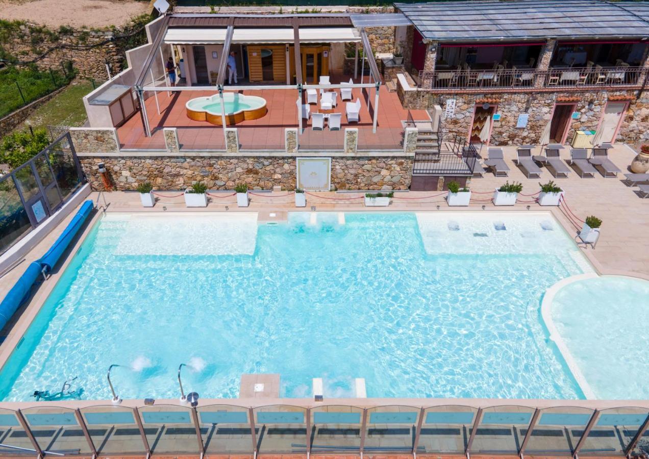 Residence Villa Il Casale - Appartamenti Wellness E Piscina Riscaldata Tovo San Giacomo Dış mekan fotoğraf