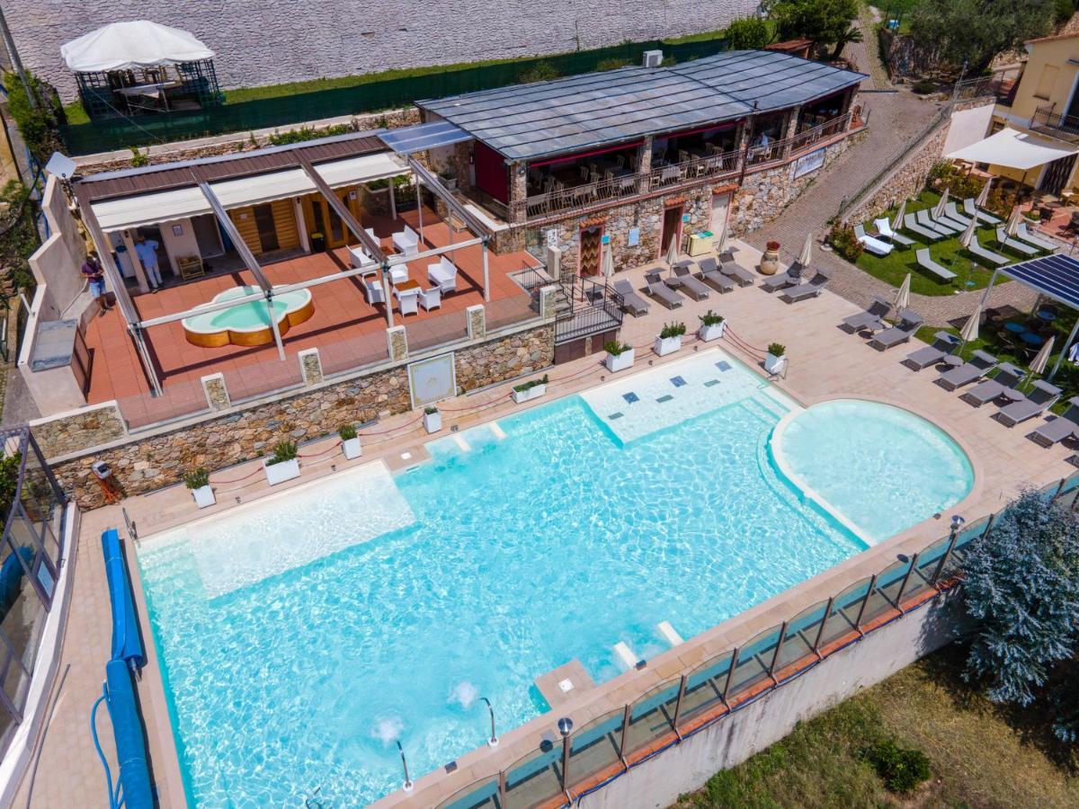 Residence Villa Il Casale - Appartamenti Wellness E Piscina Riscaldata Tovo San Giacomo Dış mekan fotoğraf