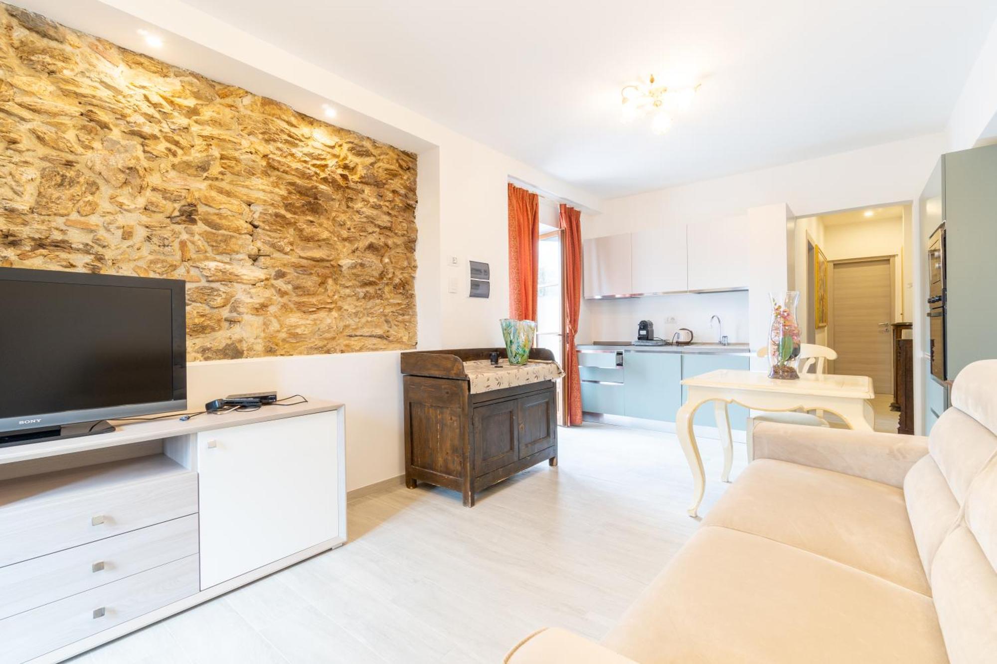 Residence Villa Il Casale - Appartamenti Wellness E Piscina Riscaldata Tovo San Giacomo Dış mekan fotoğraf